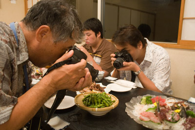 Nikonの勝ち