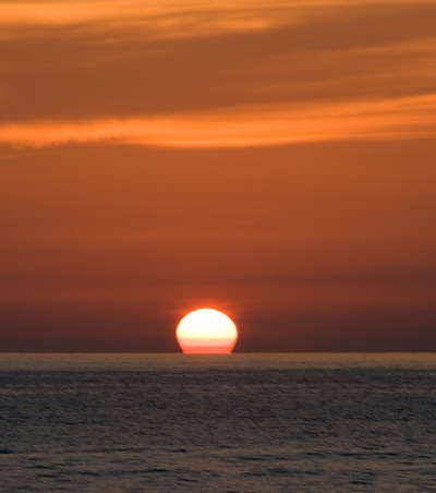 だるま夕日は、次回持越