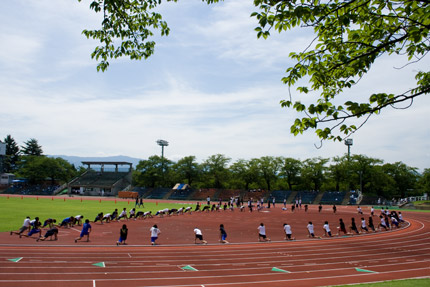 高校陸上部の方々の練習風景