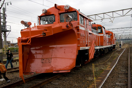 ラッセル車を展示披露