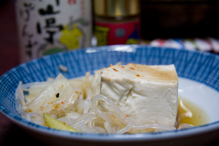 美味しく湯豆腐を頂きます