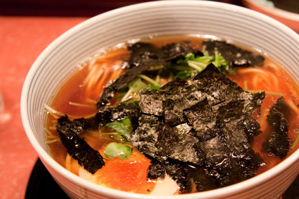 鶏だしスープのラーメン