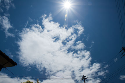 青い空が広がっていた日