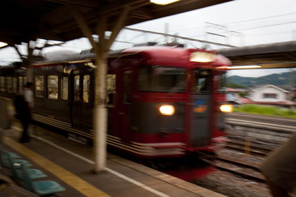 小諸駅から普通電車