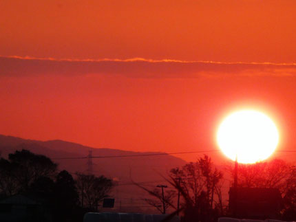 秋の夕日