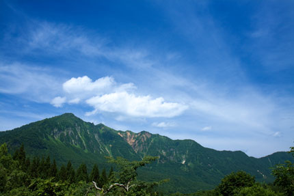 秋山郷奥地からの景色