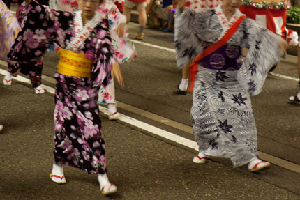 素晴らしい踊りをされる方達を発見