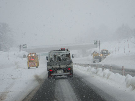 除雪車が作業