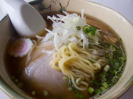 はんなり鶏煮干醤油らーめん650円