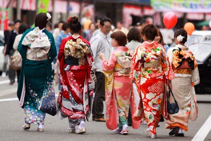 振り袖姿の二十歳の女性