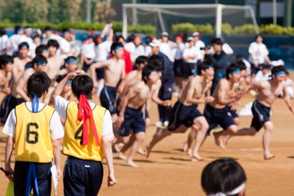 高学年男子の棒倒し