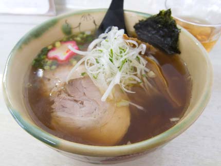 はんなり（正油ラーメン）700円