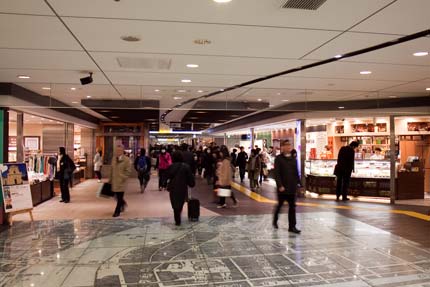 東京駅構内