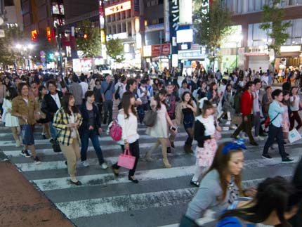 賑わう渋谷の街