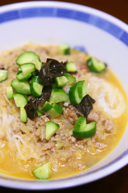 ゴマ味噌風味の稲庭うどん