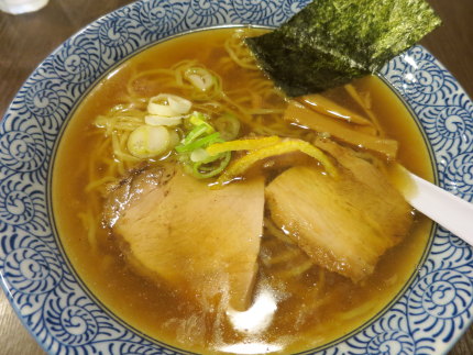 白らー麺680円