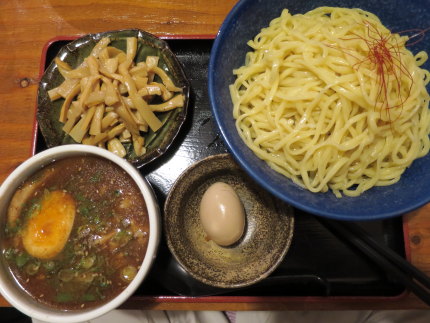 みそつけ麺大盛りに味玉とメンマをトッピング1030円