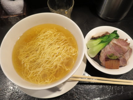 鶏塩麺（とりしおめん）900円