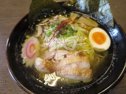 越後鶏塩ラーメン850円