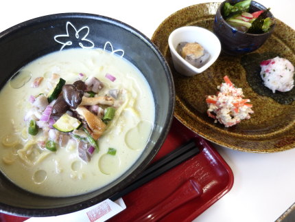 懐石料理のようなラーメンセット