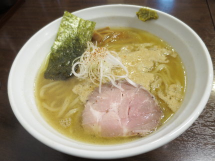 濃厚醤油ラーメン780円(税込)