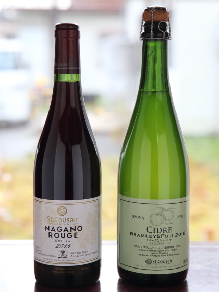 赤ワインNAGANO ROUGE 2015 3200円(税別)、シールドCIDRE BRAMLE&FUJI 2016　1800円(税別)