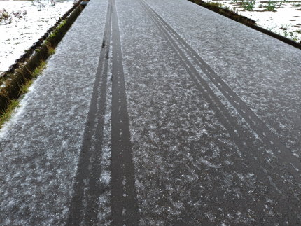 薄らと雪化粧