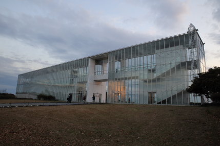 葛西臨海公園展望広場クリスタルビュー