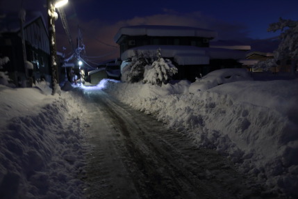 家の前の道路