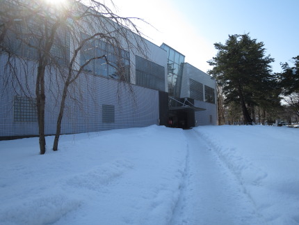 上越市立高田図書館