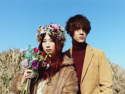 GLIM SPANKY