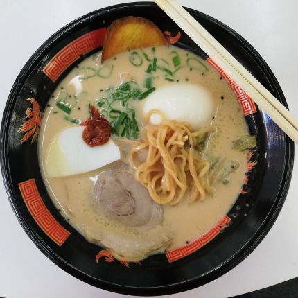 雪むろ酒かすラーメン白湯800円＋岩の原ワイン漬け卵100円税込