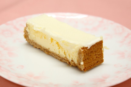 ケーキ まるたや チーズ