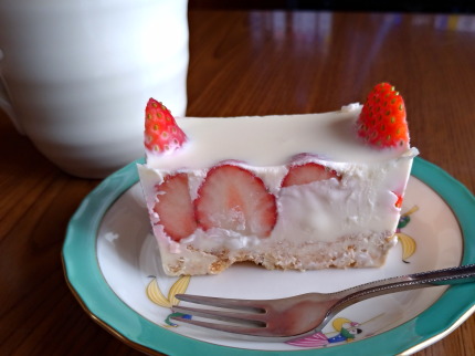 妻が作ったクリームチーズケーキ