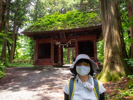 戸隠神社随神門