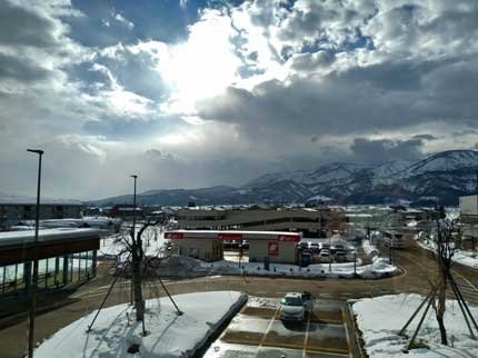 雲に阻まれ妙高山は見られませんでした