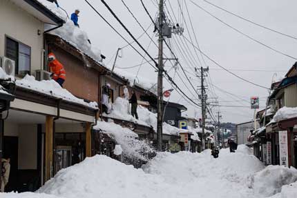 一斉雪下ろし