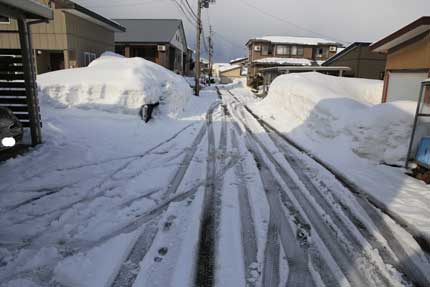 2月8日(月)、上越市大貫