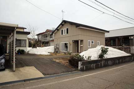 3月12日(金)の上越市大貫の雪