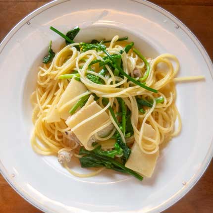 氷見産筍と春野菜のパスタ