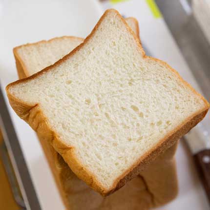 食パン