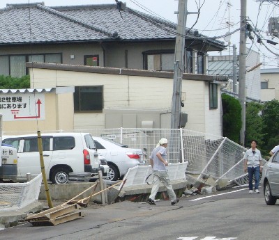 駐車場フェンスが